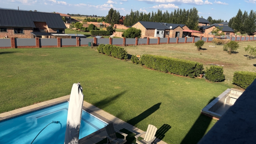 4 Bedroom Property for Sale in Grimbeeck Park North West